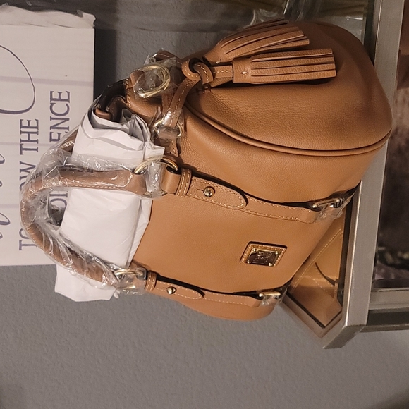 Dooney and Bourke Leather Satchel In the Color (BARK) COMES W/DUST BAG WORN3xs - Picture 4 of 6